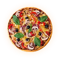 Forest pizza with mushrooms, caramelized onions, mozzarella and garlic butter